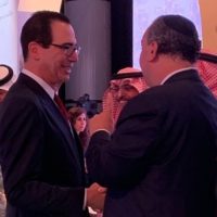 Rabbi Schneier and US Treasury Secretary Steve Mnuchin
